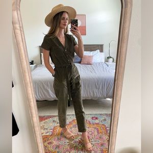 Abercrombie and Fitch Moss Green Corduroy Romper Size Small Petite